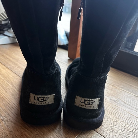 Black Suede Ugg Boots with Zipper Size 6 - Picture 4 of 8